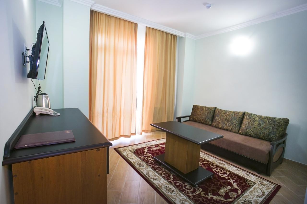 Hotel Acra Σουχούμι Εξωτερικό φωτογραφία